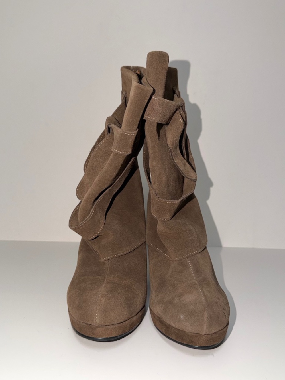 Vintage Brown Y2K Boots